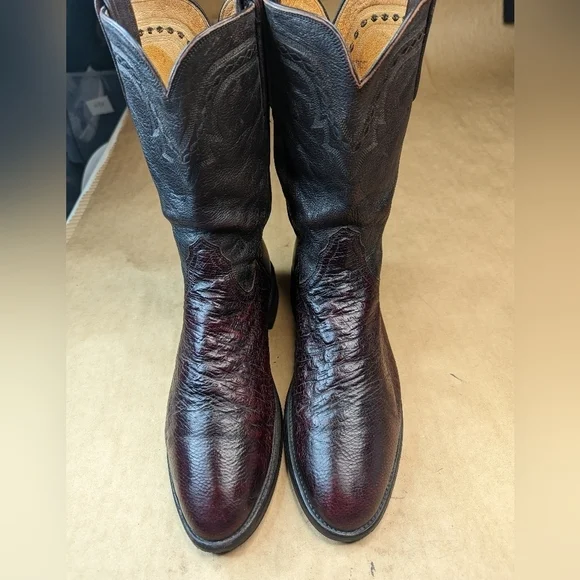 Lucchese Boots men's size 10 D. Exotic Genuine Black Cherry Smooth Ostrich leath